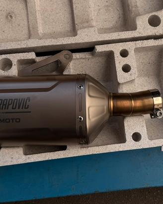 Scarico Slip On Akrapovic per CF Moto 450MT