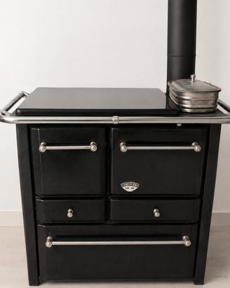 Stufa/cucina a legna