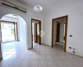 4 LOCALI A CAGLIARI