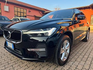 VOLVO XC60 B4(d) 197CV AUT. Mom.Core (AUTOCARRO