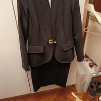 completo vestito e giacca