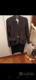 completo vestito e giacca