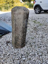 Paracarro  in pietra