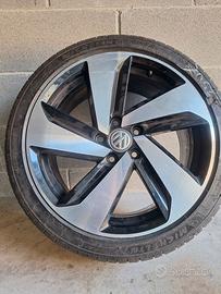 Ruota Oiginale Volkswagen R18 Milton Keynes