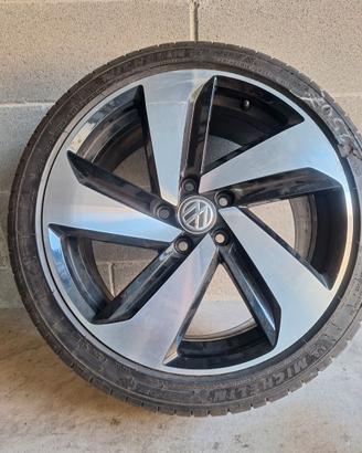 Ruota Oiginale Volkswagen R18 Milton Keynes