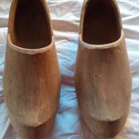 Zoccoli i in legno 