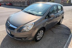 Opel Corsa 1.2 5P. Cosmo