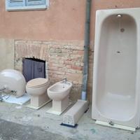 Bagno completo rosa anni 70