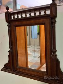 Specchiera antica