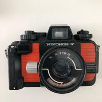 Fotocamera subacquea Nikon