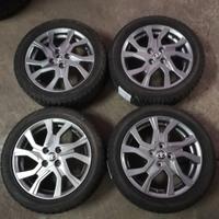 1199 - Pneumatici 195/50 R16 + cerchi Yaris