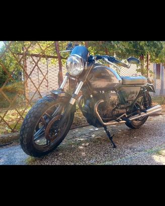 Moto Guzzi V35 Café racer epoca FMI