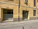 negozio-a-cremona