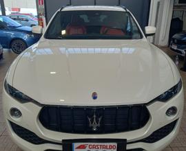 MASERATI Levante V6 AWD Gransport