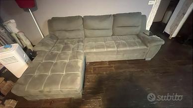 divano nuovo comprato 4 mesi fa