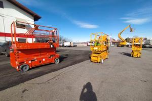 Piattaforma aerea verticale HAULOTTE COMPACT 12