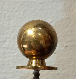 Pomelli di ottone usati