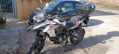 benelli trk 502X