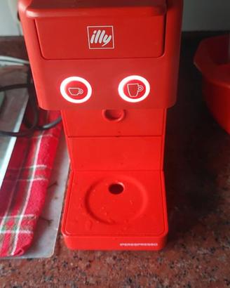 macchina caffe Illy