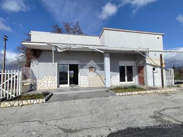NEGOZIO A FOLIGNO