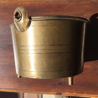 Paiolo in ottone con manico in ferro battuto