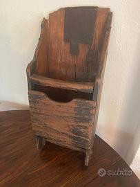 Antico grande mestolo per cereali