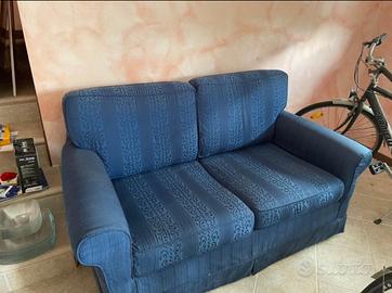 Divano due posti