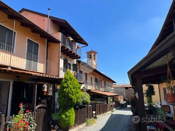 CASA DI CORTE A BENNA
