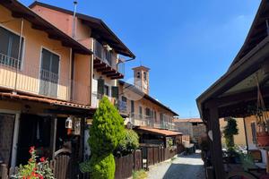 CASA DI CORTE A BENNA