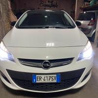 Opel astra j