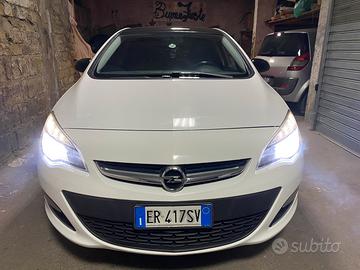 Opel astra j