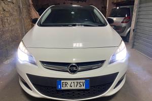 Opel astra j