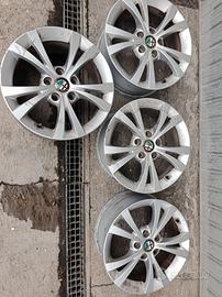 cerchi 16" alfa romeo Giulietta 