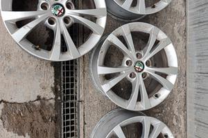 cerchi 16" alfa romeo Giulietta 