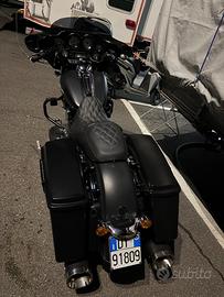 Street glide