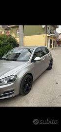 Volswagen Golf VII 2013 5.p 1.6 tdi Comfortline