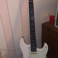 Chitarra elettrica Eko stile stratocaster