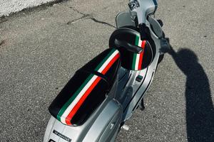 Vespa 50 special