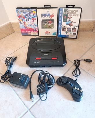 Sega Mega Drive con tre giochi 