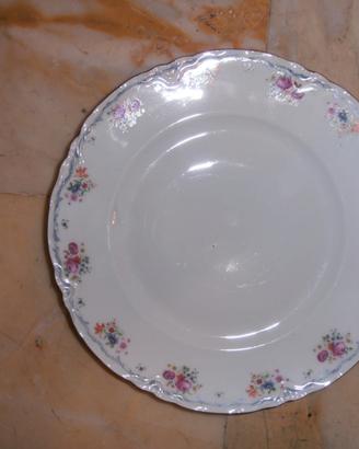 SERVIZIO PIATTI COMPLETO A FIORI CON BORDO DI ORO