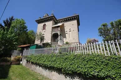 PORZIONE DI BIFAMILIARE A BRIVIO