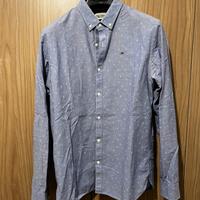 Stock vestiti uomo di marca