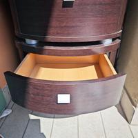 Comodini in rovere scuro + coppia di boiserie