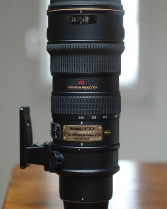 NIKON 70 200 f/2.8 VR AF-S