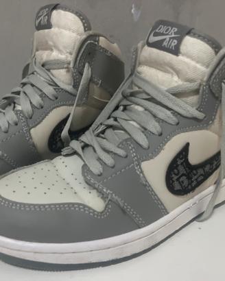 Air Jordan 1 High Dior