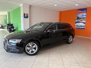 Audi A4 2.0 TDI 150 CV ultra Sport matrix navi per