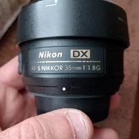 obiettivo Nikon DX 35 mm 1.8