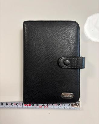 Quaderno rubrica Piquadro in pelle nera