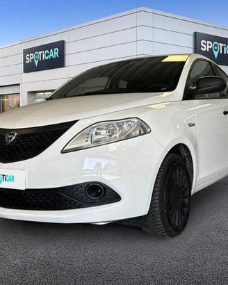 Lancia Ypsilon 1.2 69cv Elefantino Blue