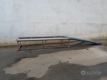 Ponte espositore da piazzale per Auto